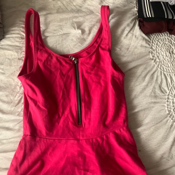 Express peplum tank - Picture 3 of 3